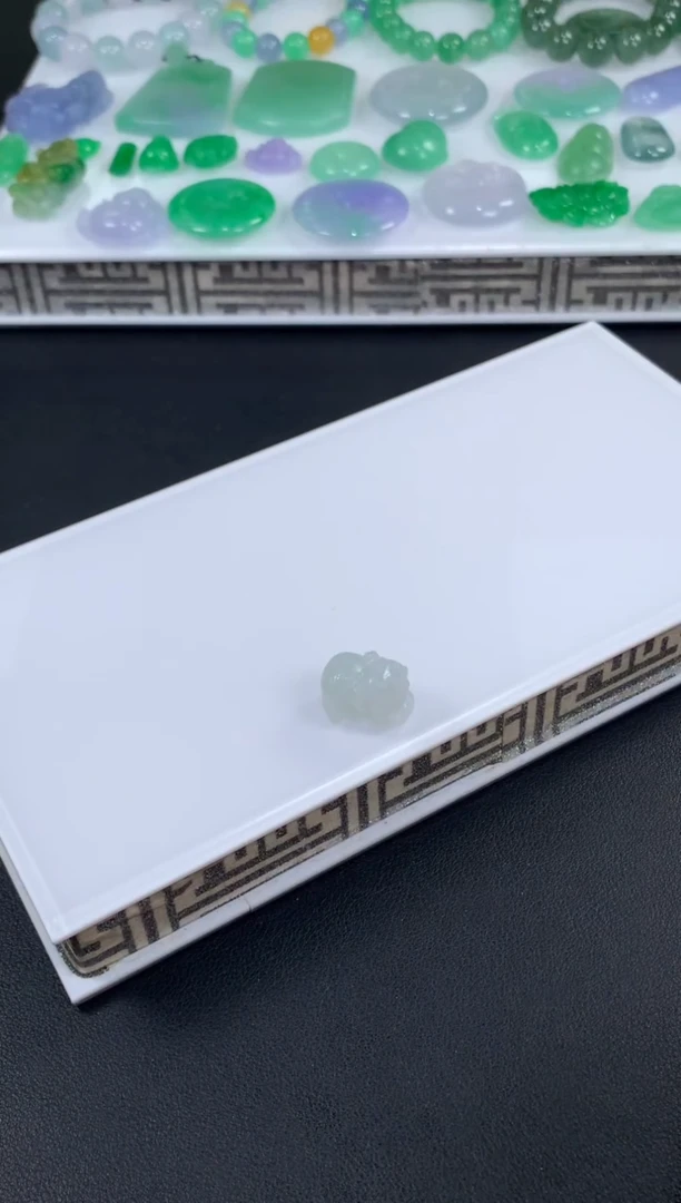 未镶嵌定制翡翠翡翠