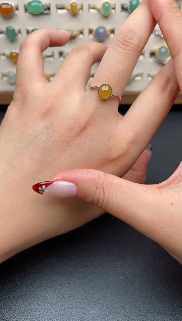 银S925镶嵌戒指翡翠一物一证一礼盒