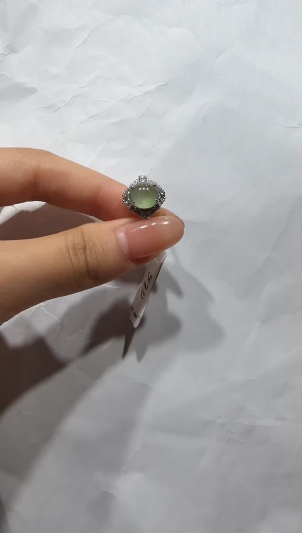 银S925镶嵌戒指翡翠925银镶缅甸A货翡翠戒指