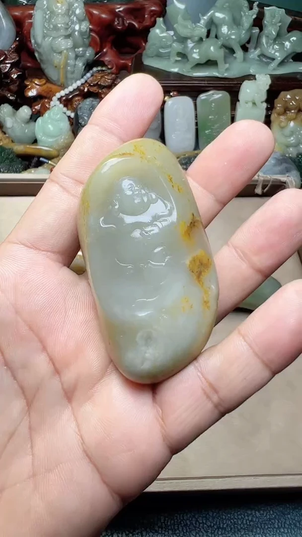 未镶嵌和田玉把件-