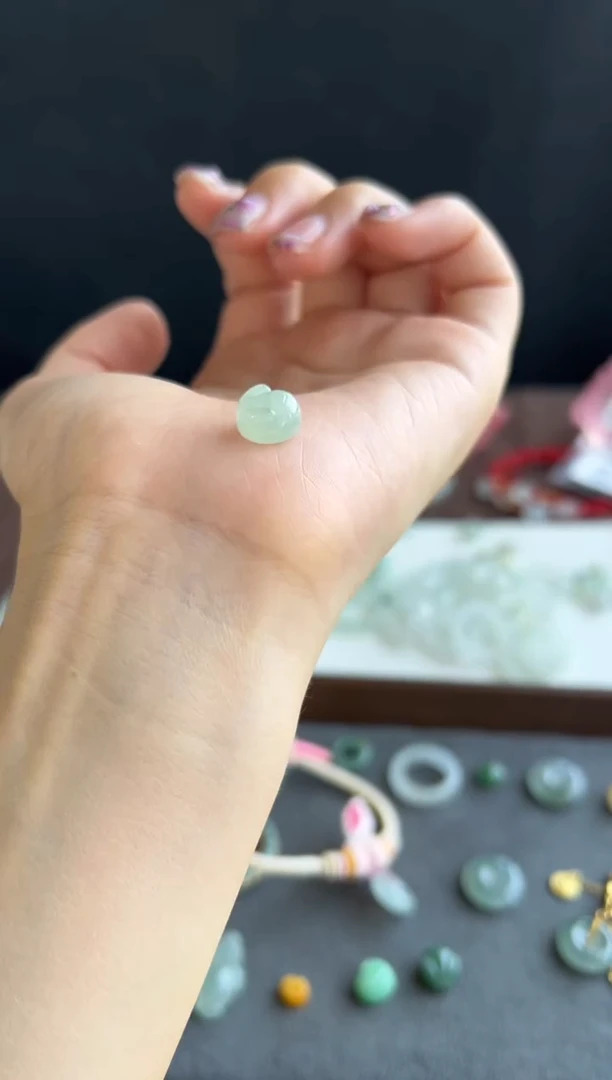 颈饰未镶嵌翡翠219号
