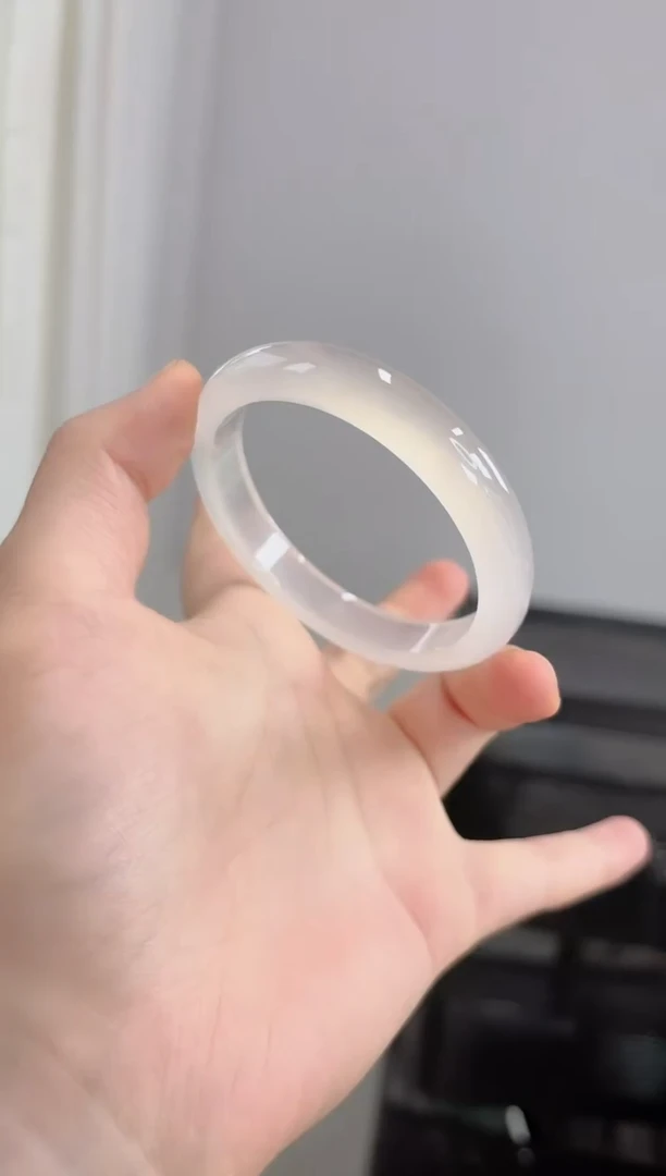 手镯玛瑙/玉髓未镶嵌57-58圈