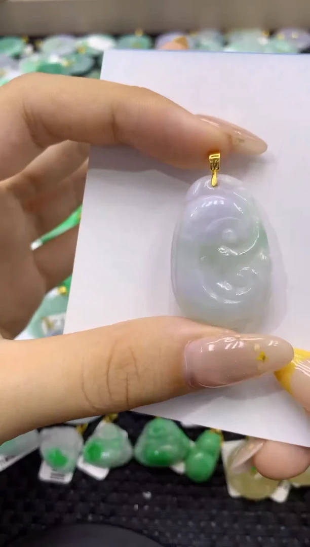 颈饰未镶嵌翡翠天然缅甸翡翠A货