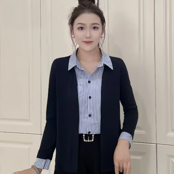 秋季新款上新时尚拼接条纹衬衫假两件洋气显瘦气质百搭女士衬衫