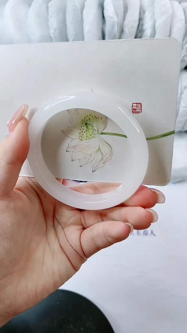 【闪购商品】石英质玉手镯未镶嵌0078654793多样性发货