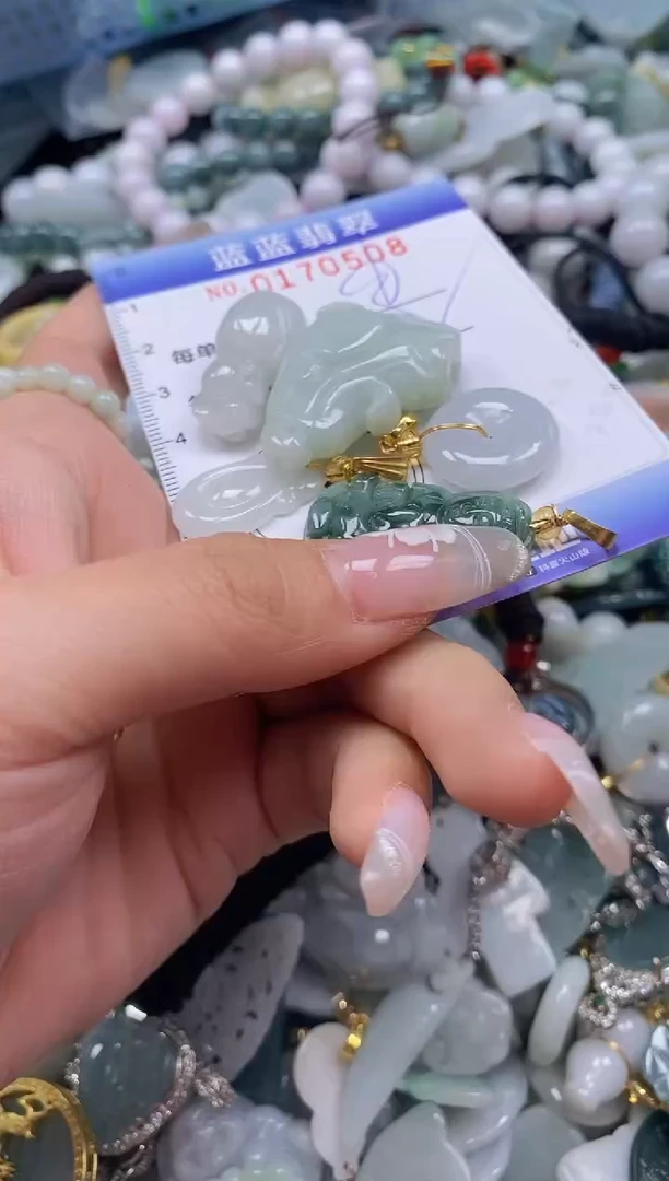 【闪购商品】翡翠颈饰未镶嵌闪购0170508