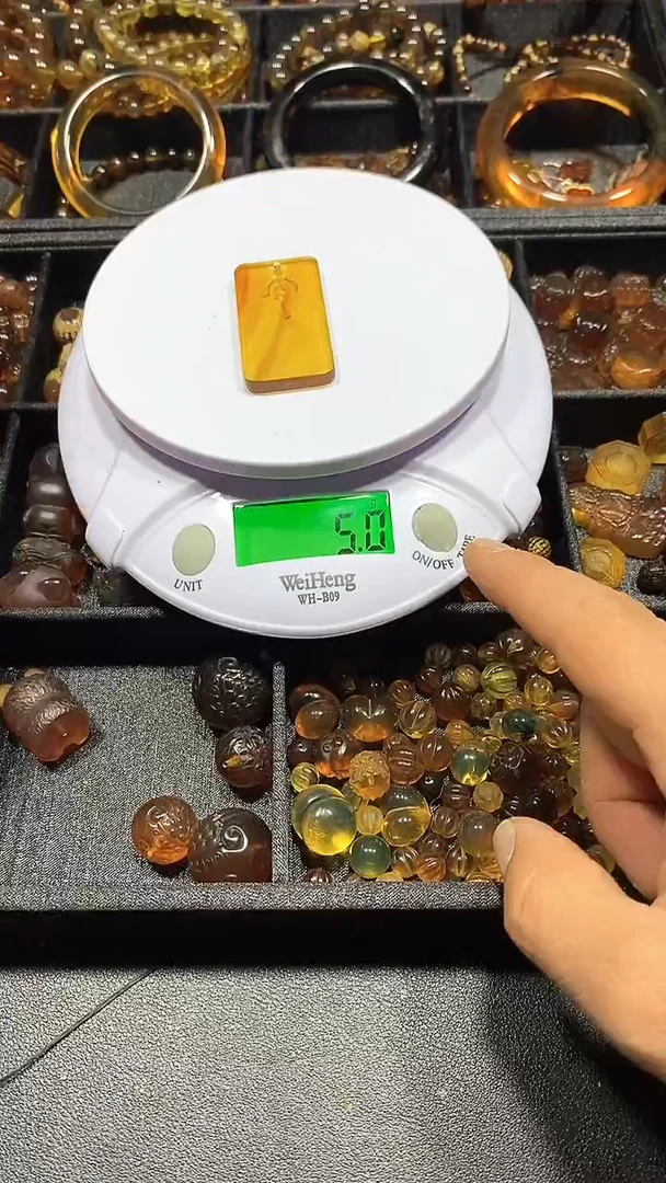 琥珀颈饰未镶嵌天然缅甸琥珀牌子