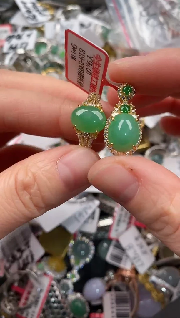 银S925镶嵌戒指翡翠666              10