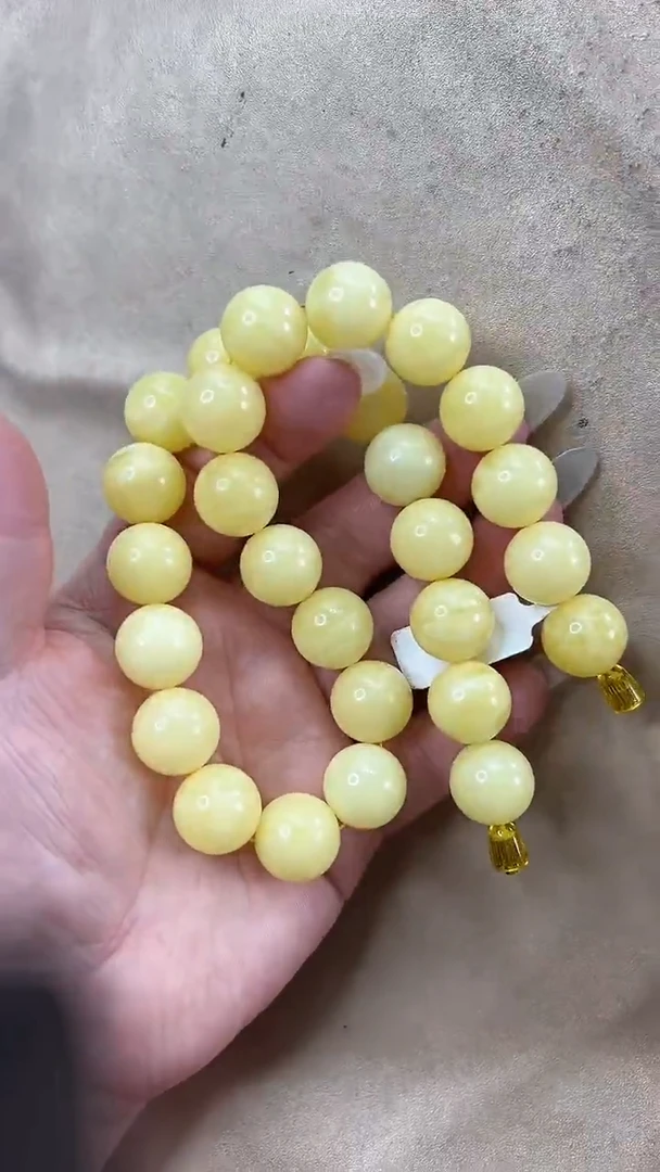 琥珀颈饰未镶嵌项链