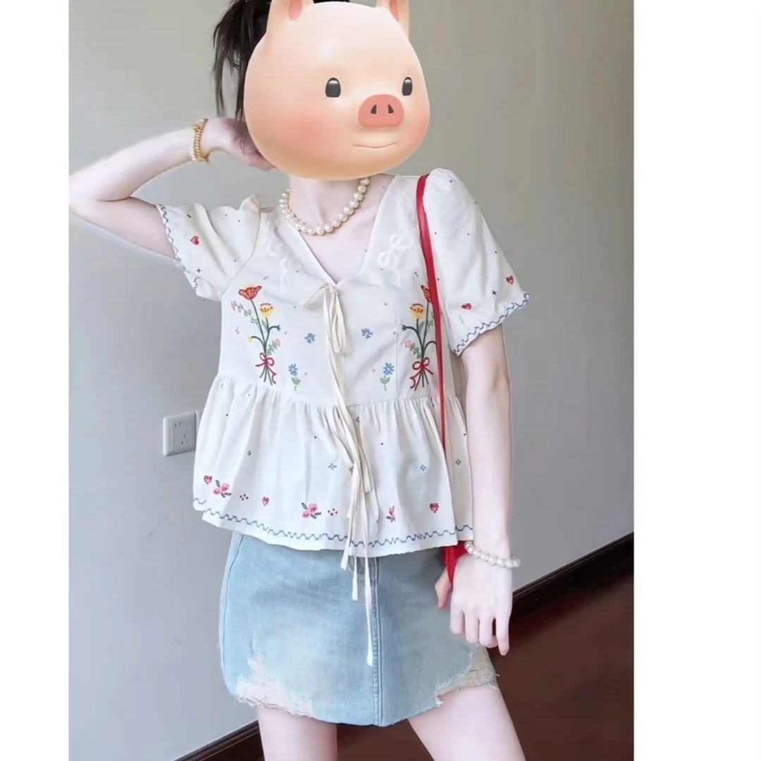 大码胖MM2025新款田园风刺绣花朵衬衣女绑带V领衬衣