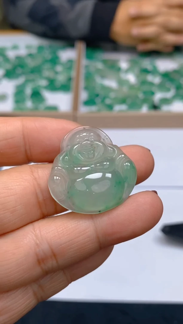 【闪购商品】石英质玉颈饰未镶嵌冰美人A货非洲翠