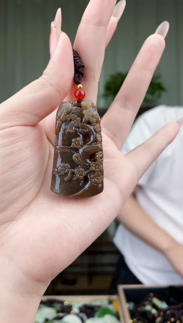 和田玉未镶嵌挂件小**林拍一发一，多样性发货！
