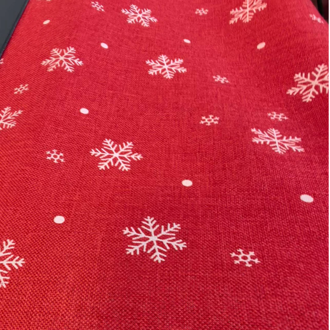 中国红雪花印花桌布长方形出口级别