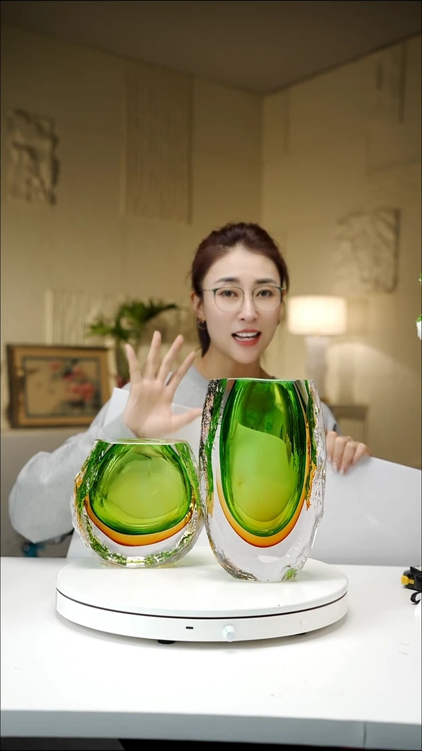 手工艺品琉璃琥珀绿肌理纹花瓶一组