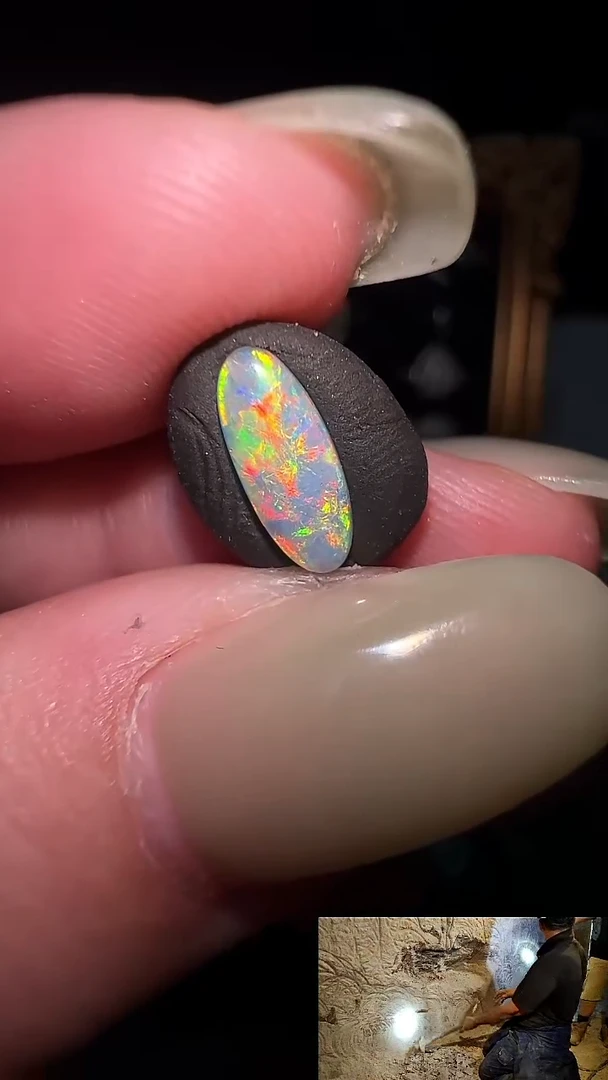 未镶嵌欧泊裸石雪梨澳洲天然欧泊特价 3.7*8.8