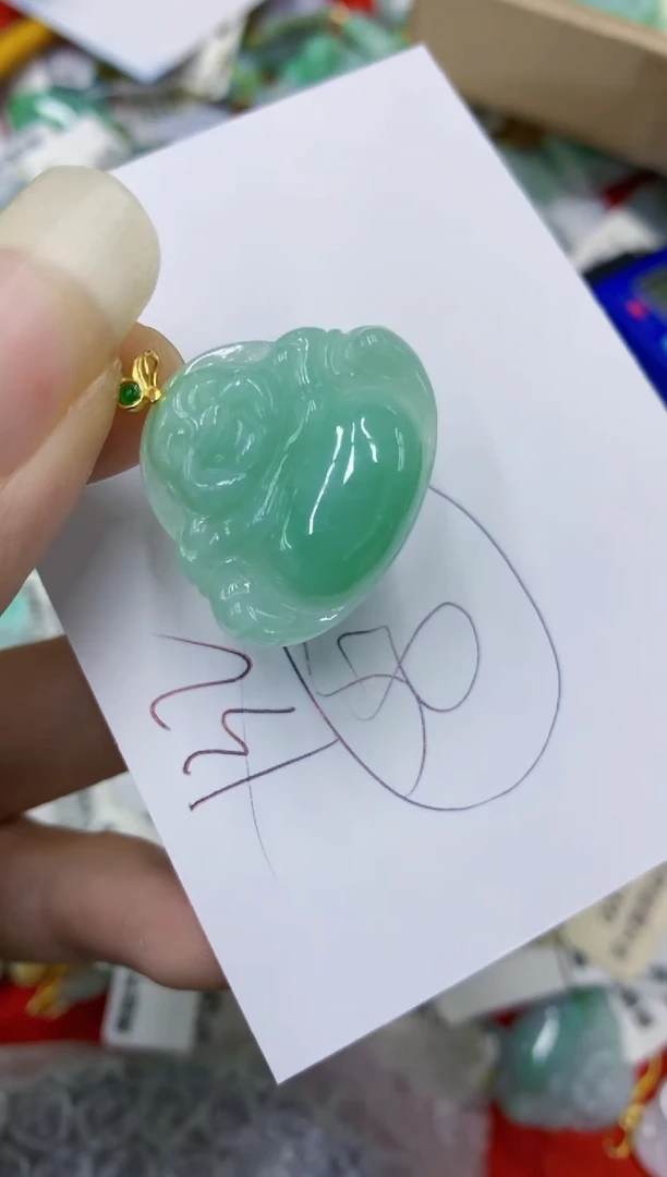 翡翠未镶嵌颈饰1111111111