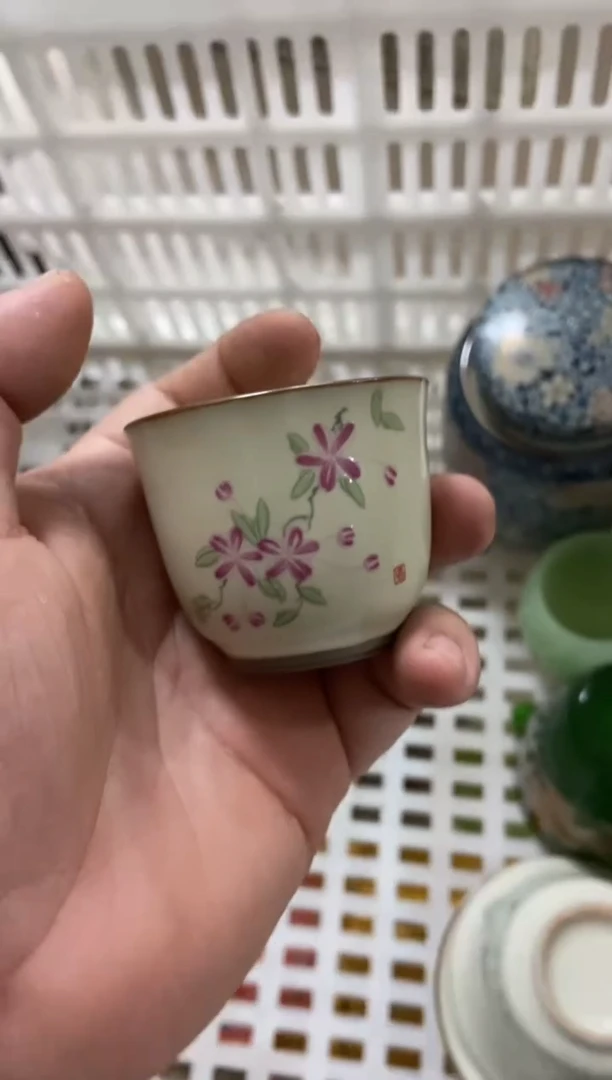 无运费险有瑕疵的摄影的产品有使用过的痕迹有点脏介意勿拍