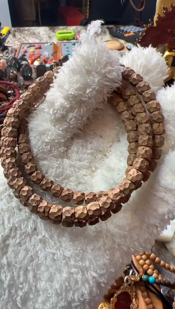 【闪购商品】桃核吊坠鸿运桃核长串ylp