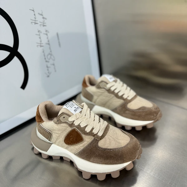 休闲鞋V102百搭春季系带透气夏季