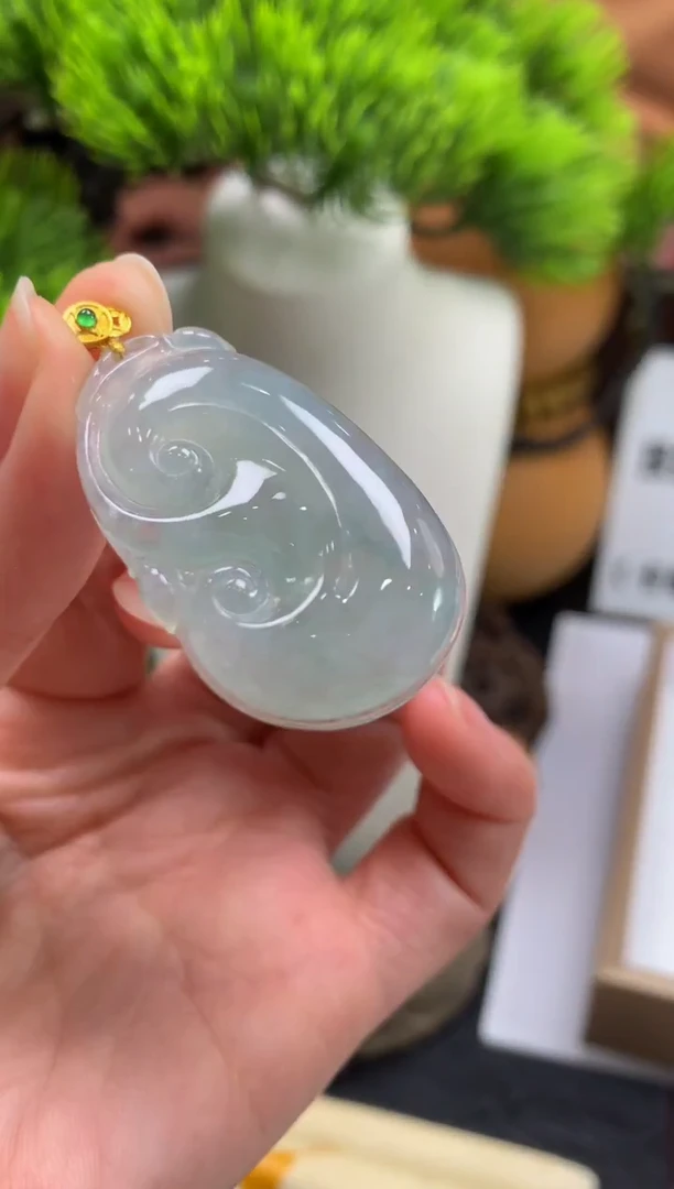 颈饰未镶嵌翡翠菲*---120483