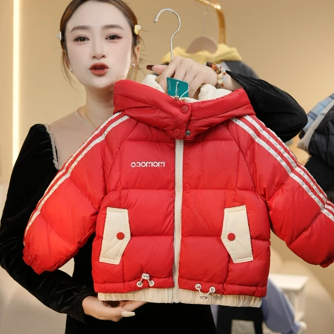 MOMOCO男童冬季新款潮流时尚多巴胺羽绒服77480102001
