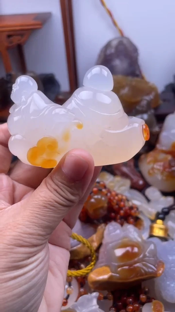 玛瑙/玉髓颈饰未镶嵌AA