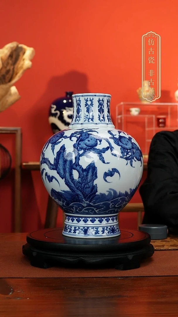 摆件陶皇窑青花福山寿海纹尊