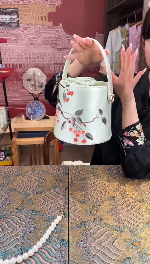 刺绣苏绣手工刺绣包包