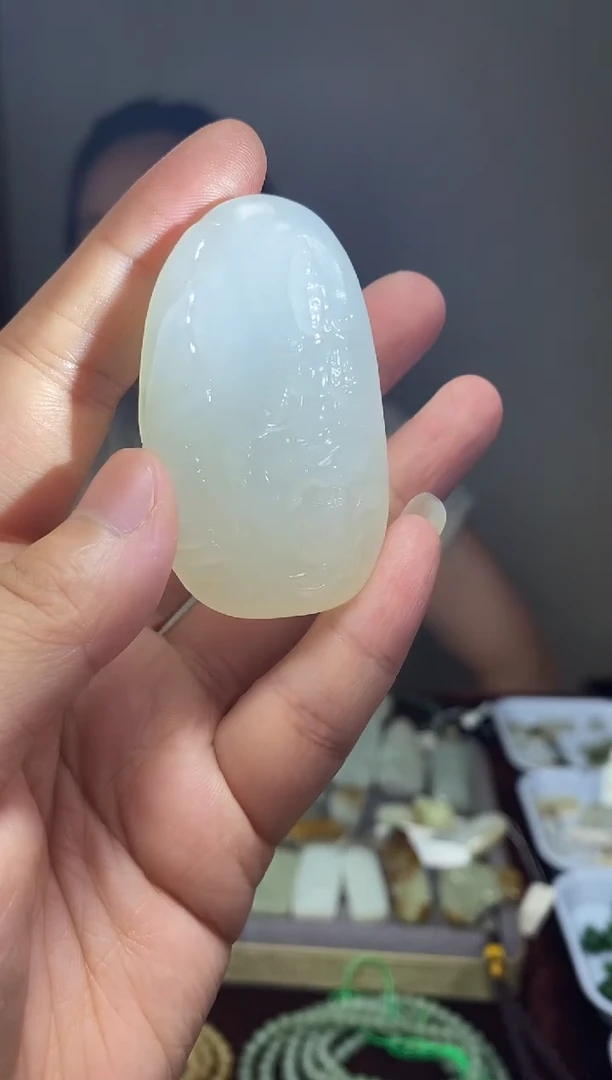 和田玉未镶嵌颈饰和田玉