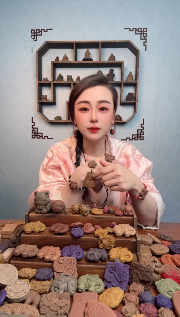 【闪购商品】泥塑瑕疵鹅梨帐中香狐狸项链