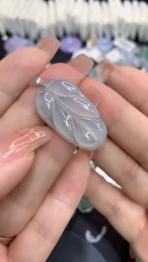 吊坠(不含链)18K金镶嵌翡翠1111111111111