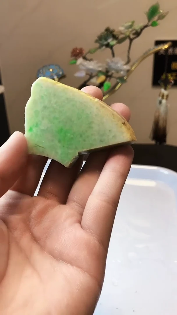 翡翠未镶嵌颈饰天然翡翠A货