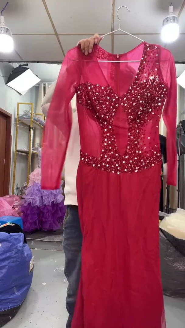 二蛋礼服=断码清仓
