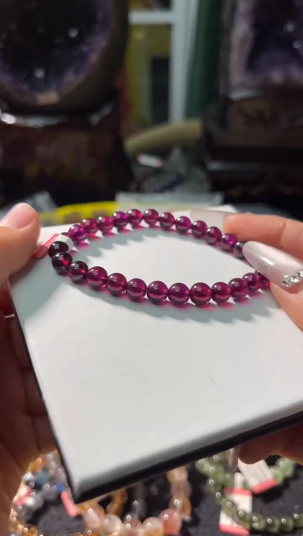 【闪购商品】石榴石（紫牙乌）·未镶嵌162多样性发其一/6+