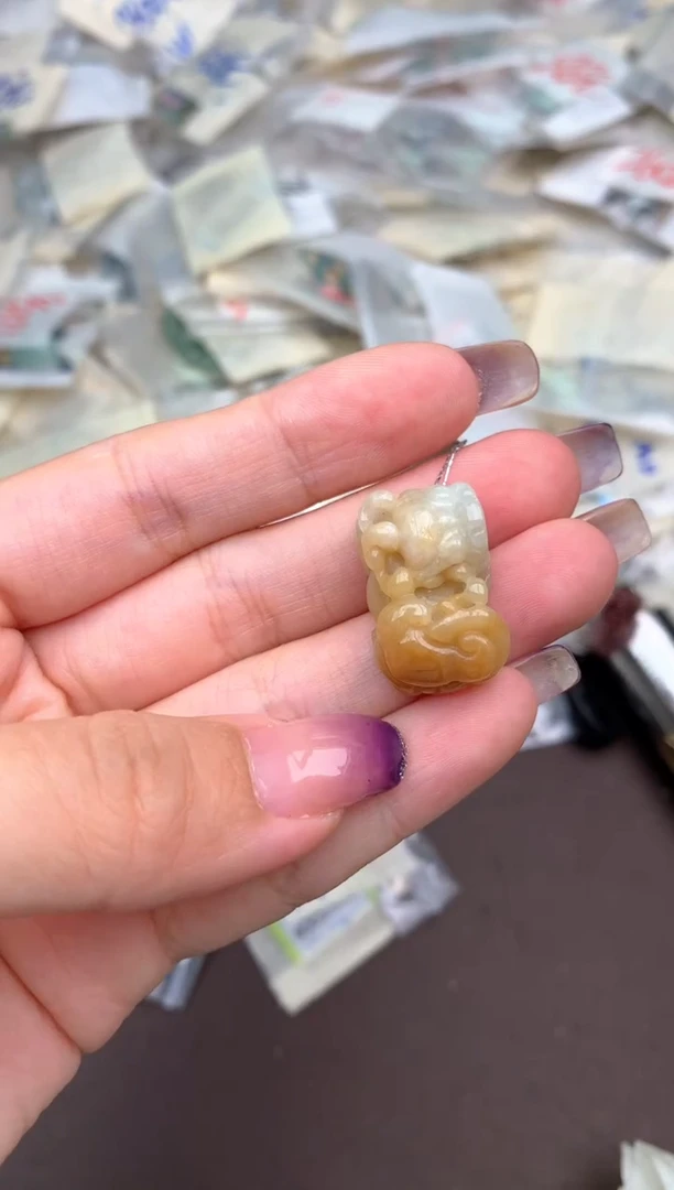 未镶嵌挂件翡翠一