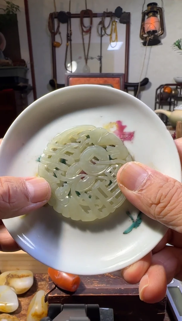 瓷片瓷盘瓷碗粉彩