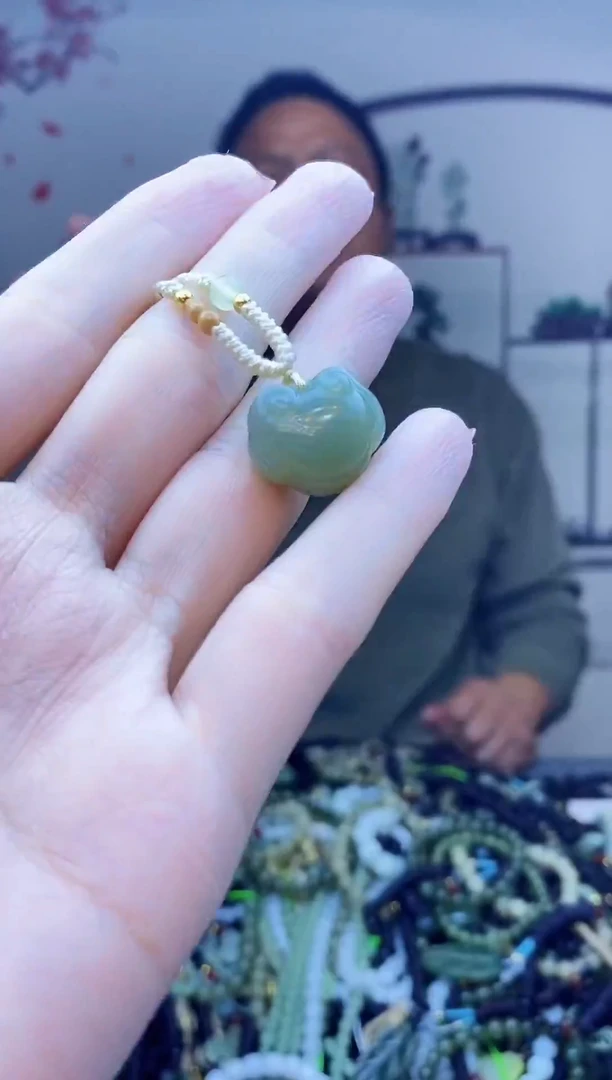 颈饰未镶嵌和田玉多样性发拍一发一