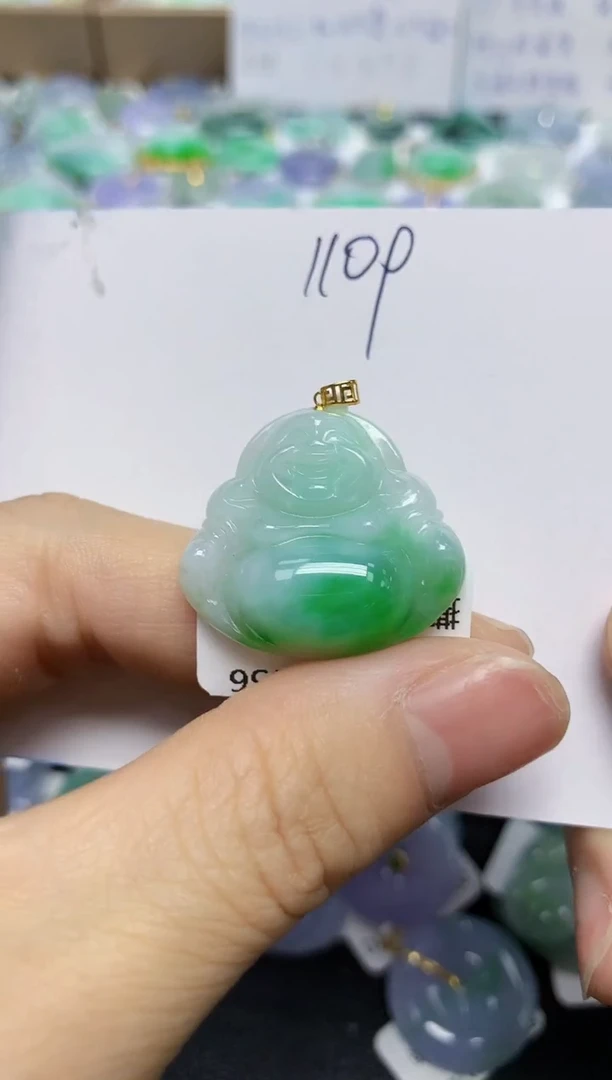 翡翠18K金镶嵌颈饰天然缅甸翡翠A货