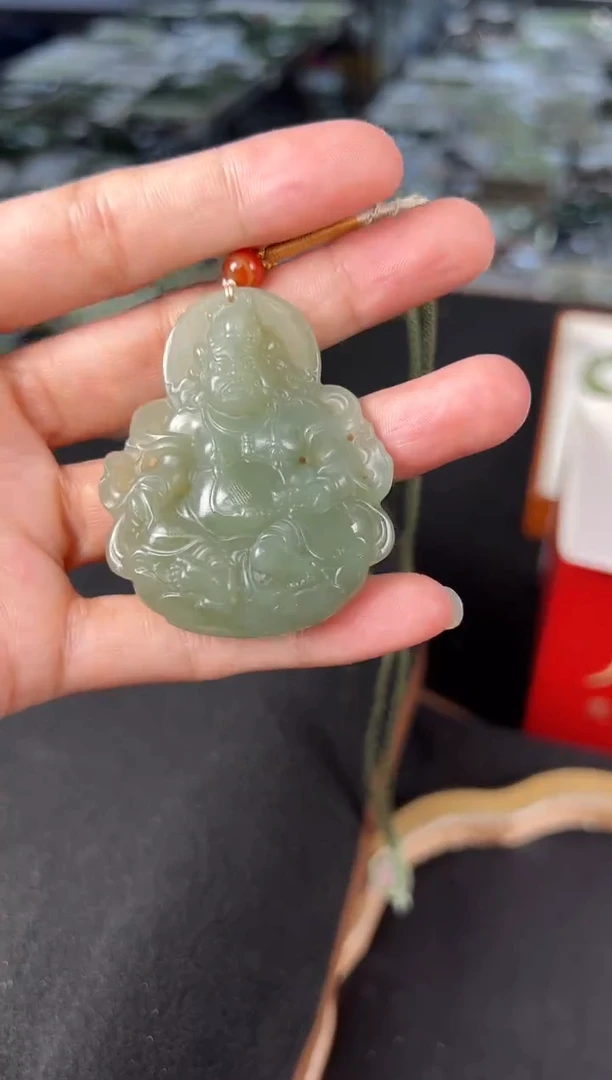 和田玉未镶嵌颈饰麦子家族挂件G0933