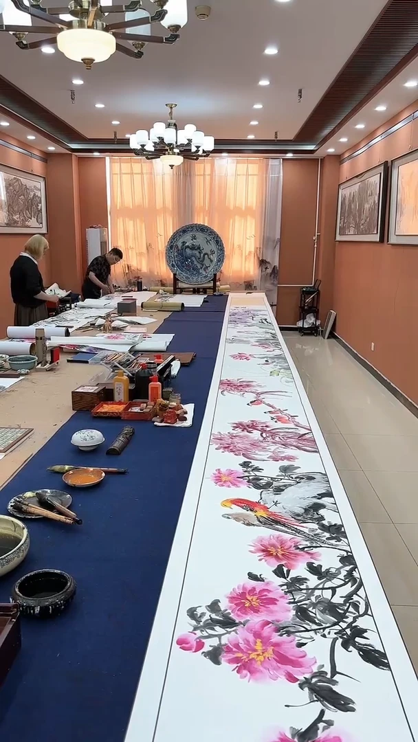 书法兰建华花鸟金卷