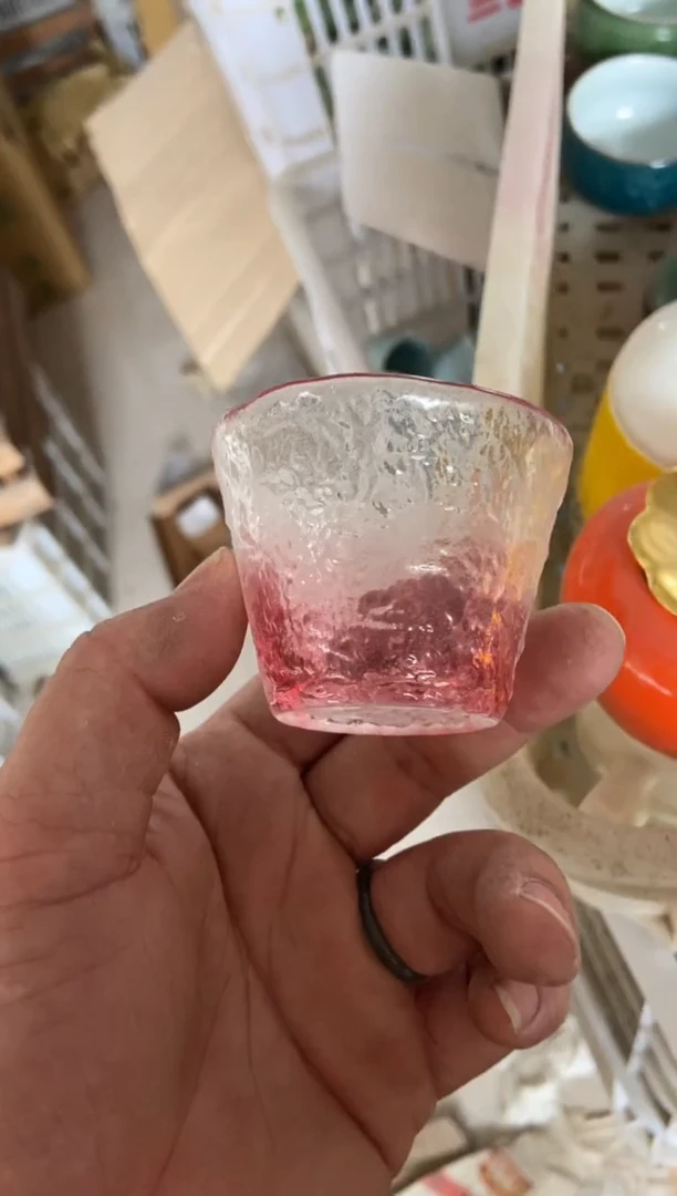 无运费险有瑕疵的摄影的产品有使用过的痕迹有点脏介意勿拍