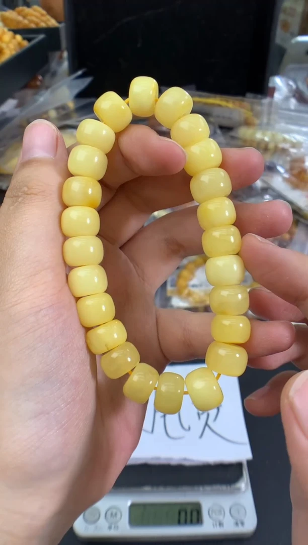 蜜蜡未镶嵌珠宝奇石323