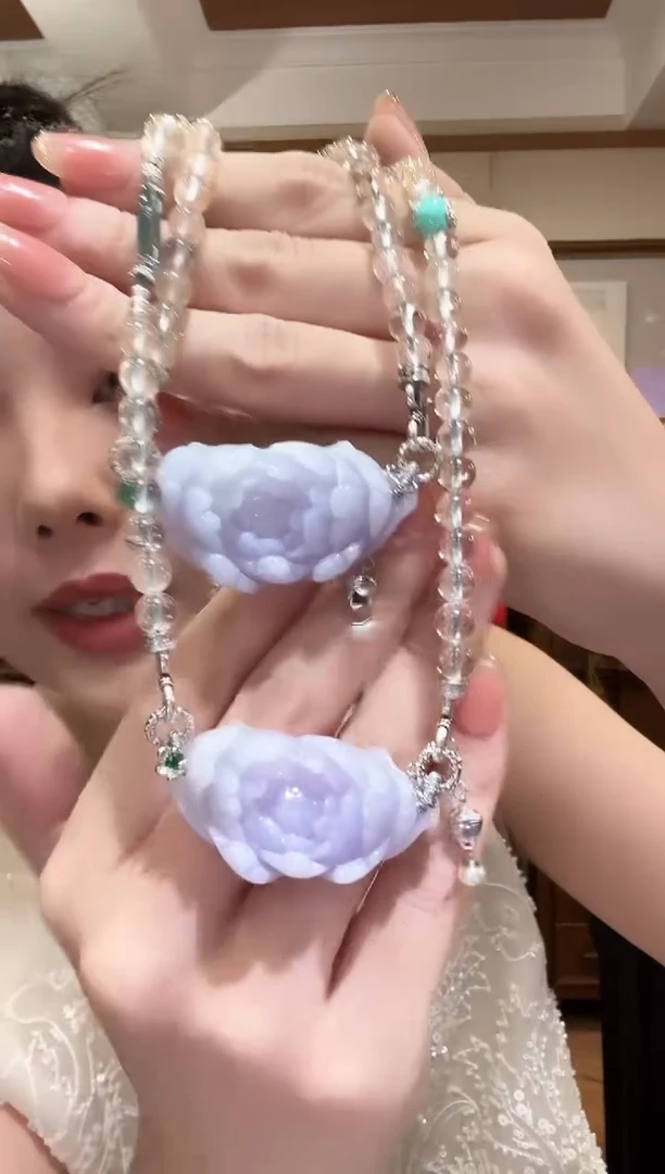 翡翠未镶嵌颈饰国风多样性发其一