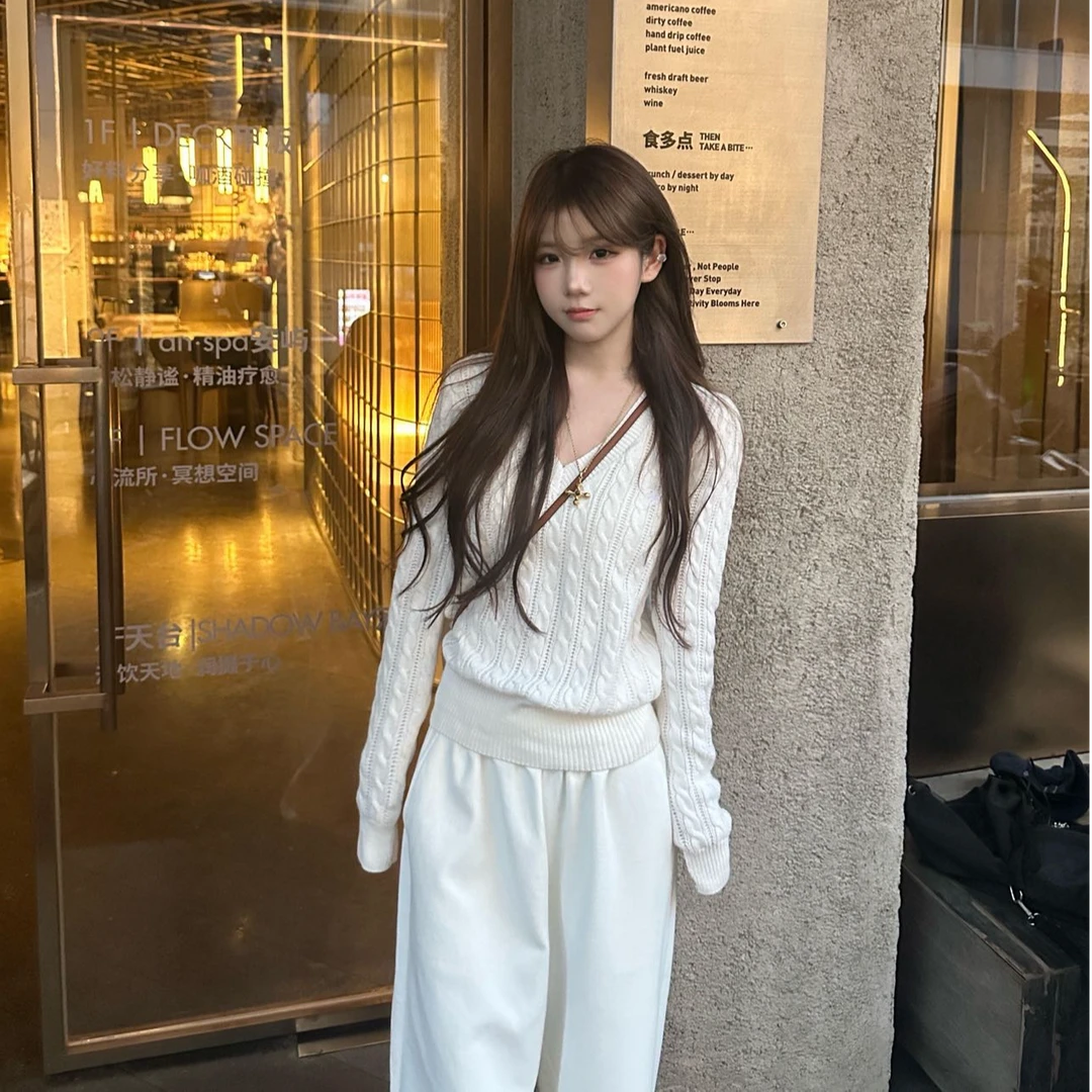 简约气质显瘦长袖针织套头上衣收腰洋气休闲百搭宽松长裤时尚套装