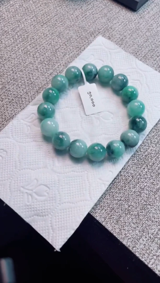 定制翡翠未镶嵌珠串多样性发货