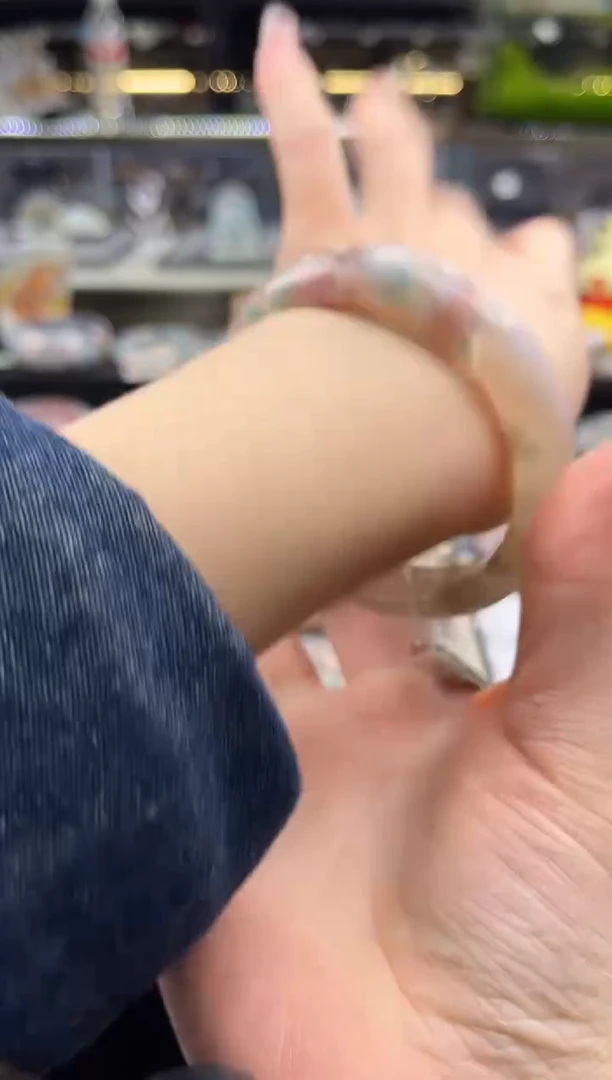 未镶嵌手镯石英质玉尘*丷圈口（赠品镯心）