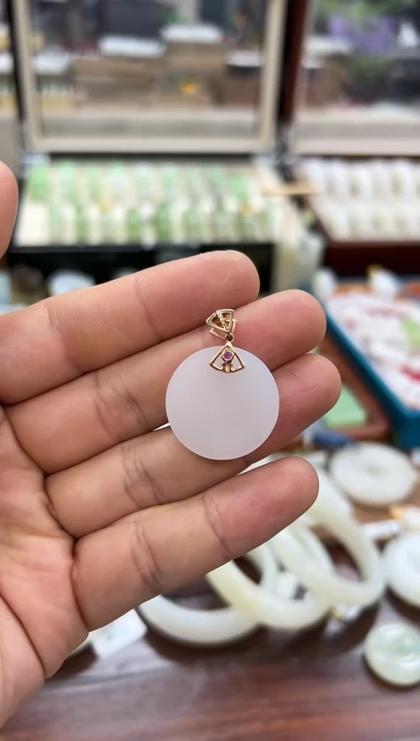 【闪购商品】和田玉吊坠18K金镶嵌无事牌