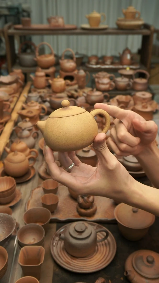 原矿老岩泥精工  西施壶150ml