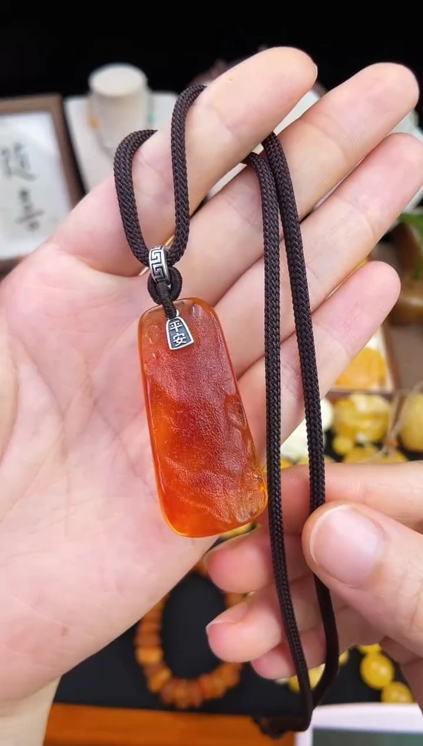 琥珀未镶嵌珠宝奇石柒月