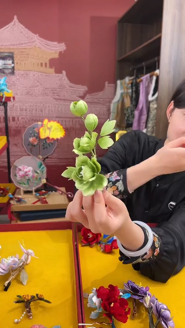 【闪购商品】刺绣非遗绒花（发饰）
